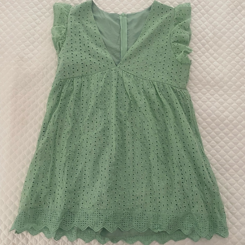 The Instagram dress with pockets AND shorts! Size medium